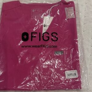 Figs Women’s Bright Pink Scrub Top